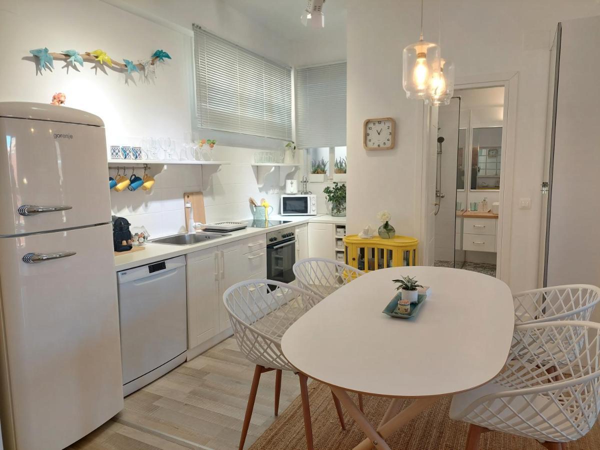 Aay- Corfu Town & Sea 2bedroom Renovated + Lift / Comfy&design+wifi